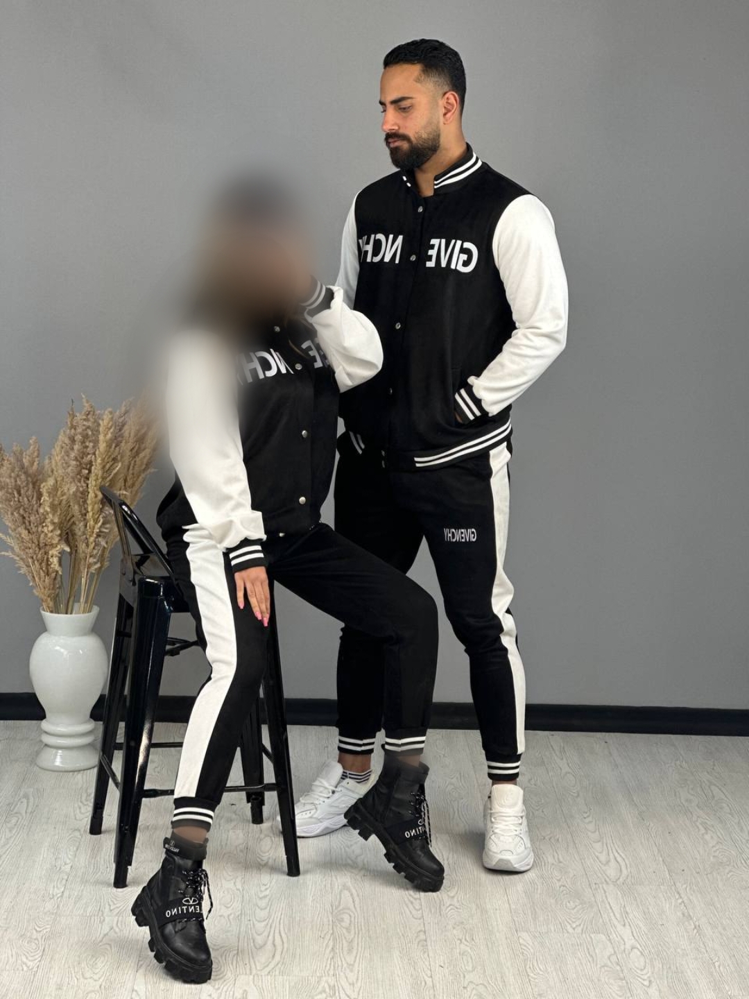 Point Blur_Dec082022_225705