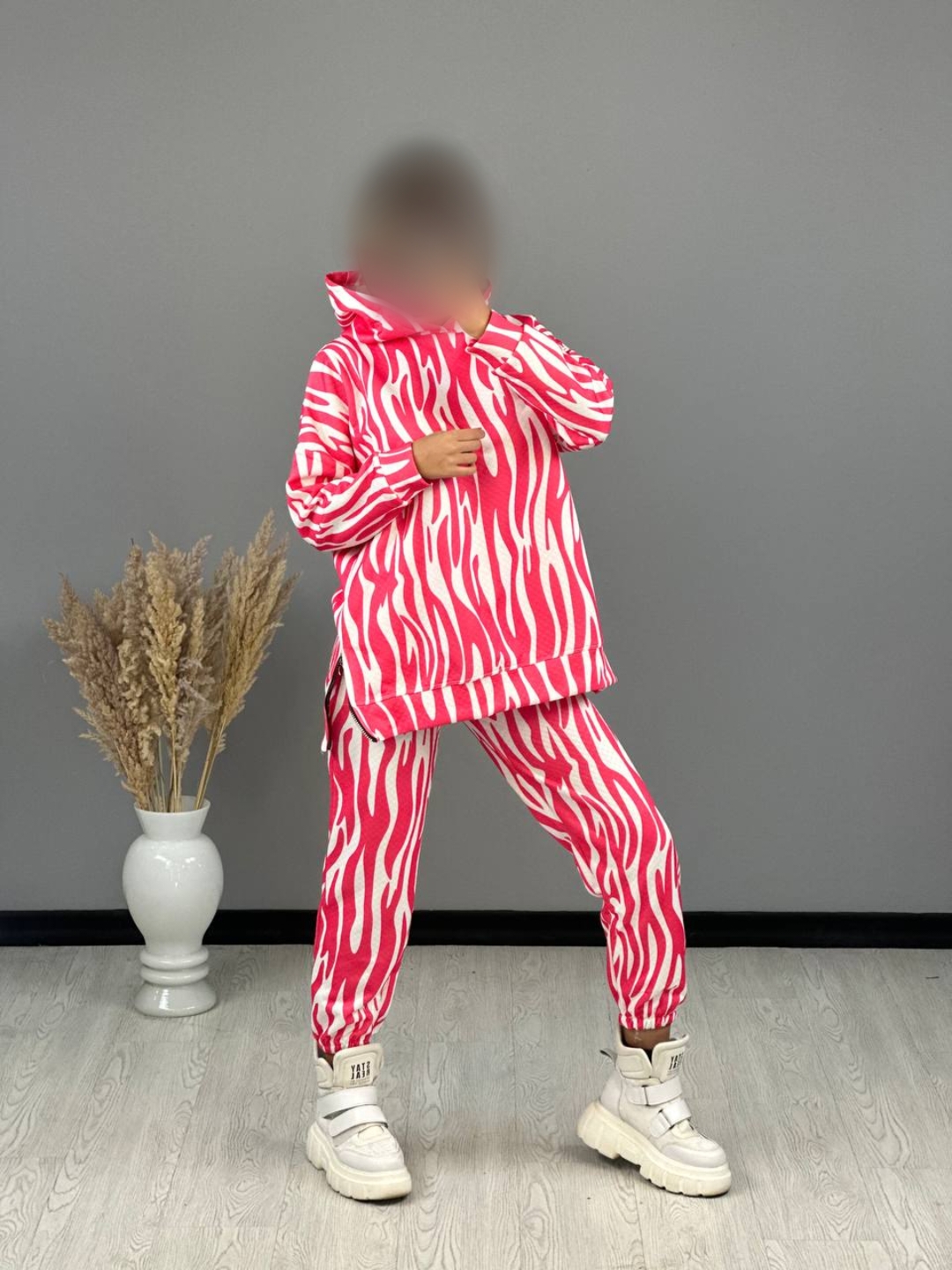 Point Blur_Dec182022_222415