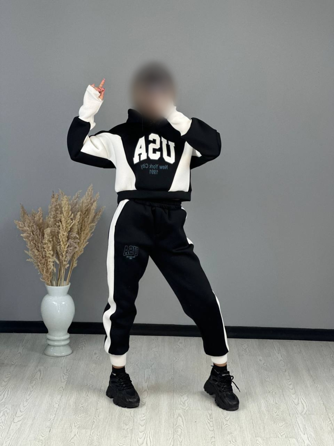 Point Blur_Dec252022_221232