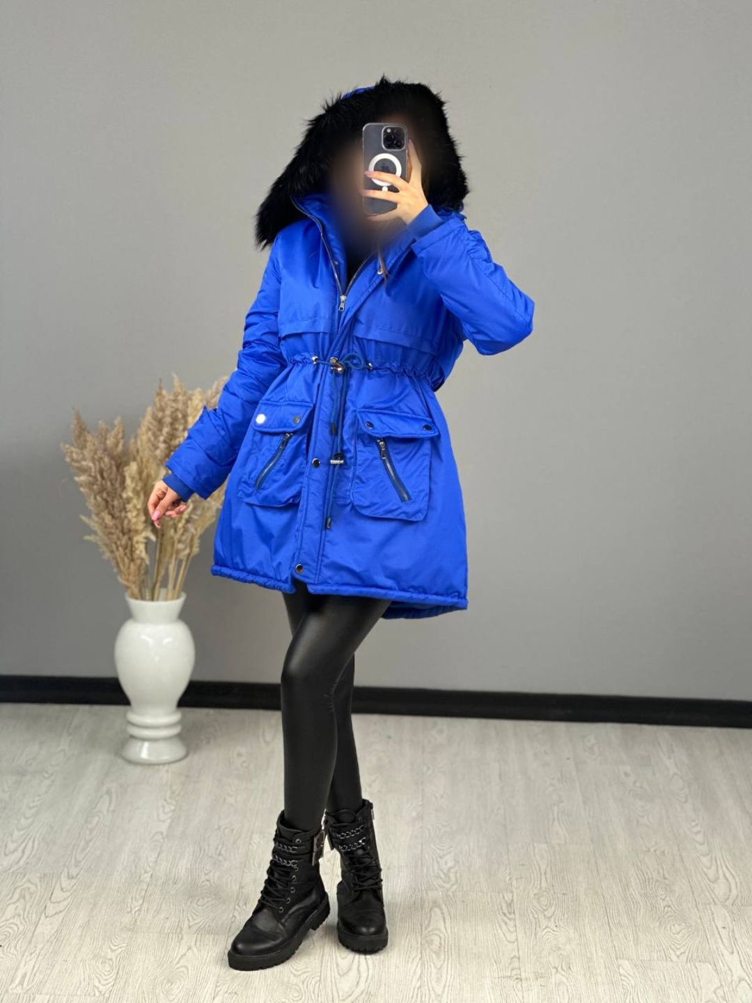 Point Blur_Jan012023_214751