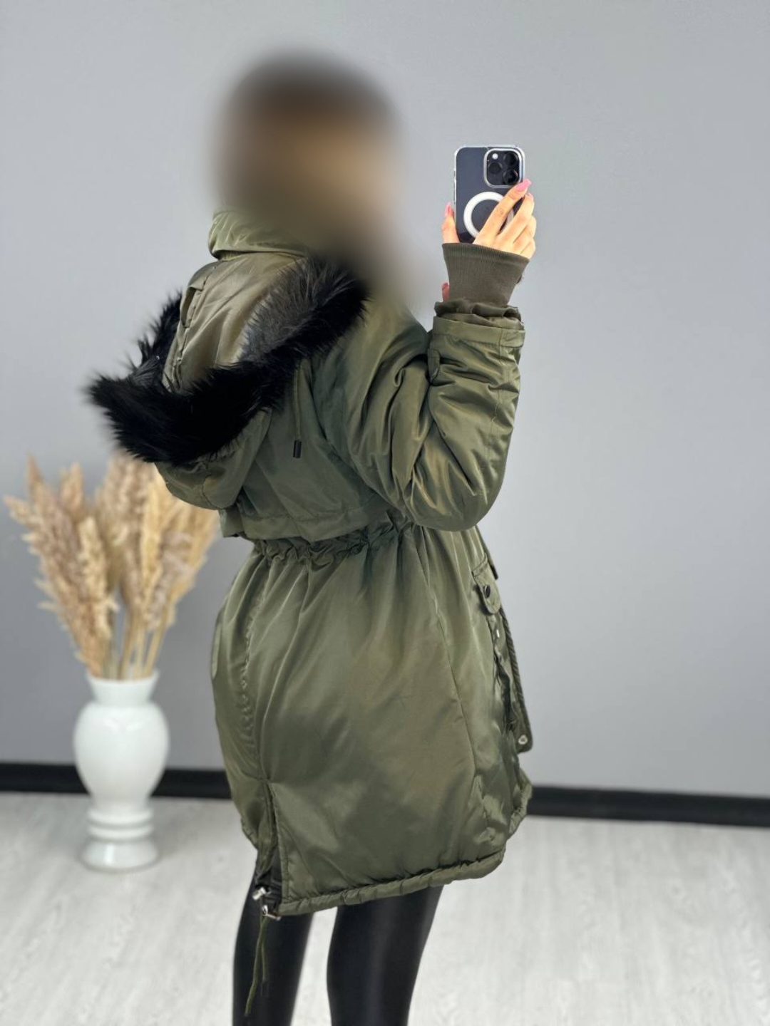 Point Blur_Jan012023_214820