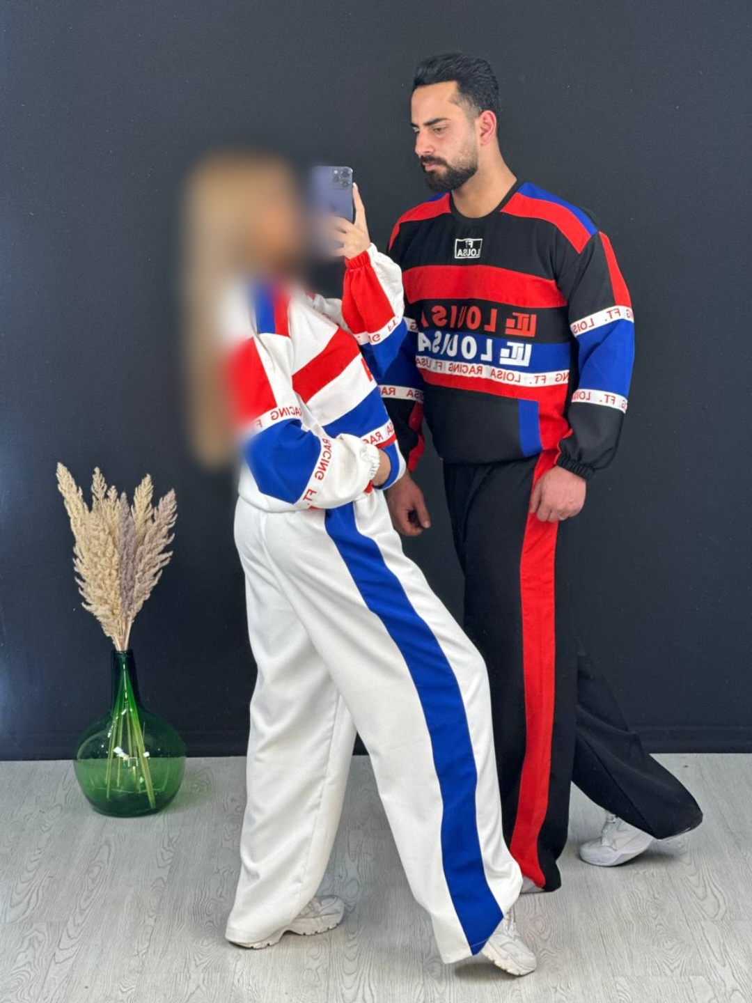 Point Blur_Mar252023_202224