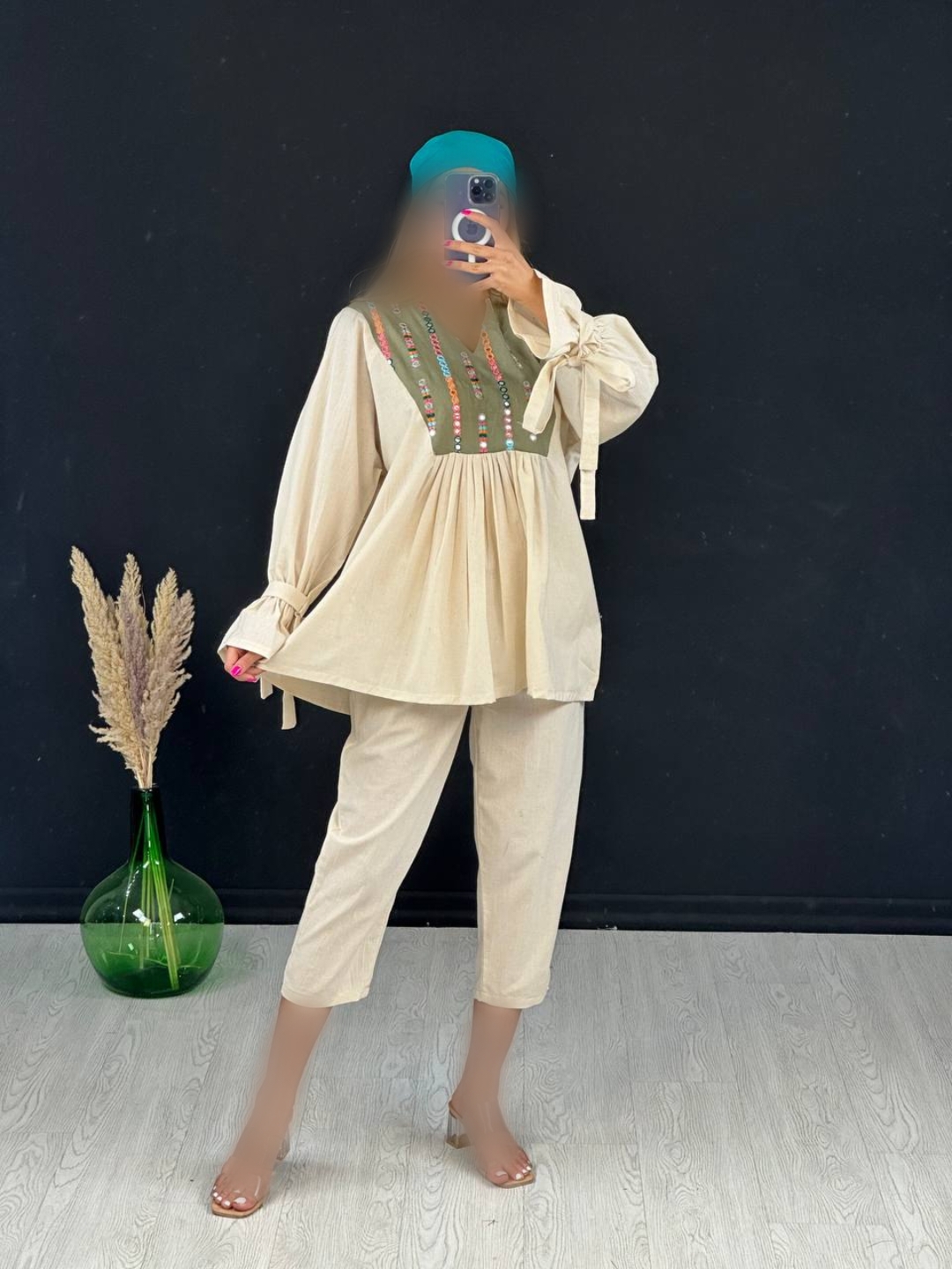 Point Blur_May262023_221244