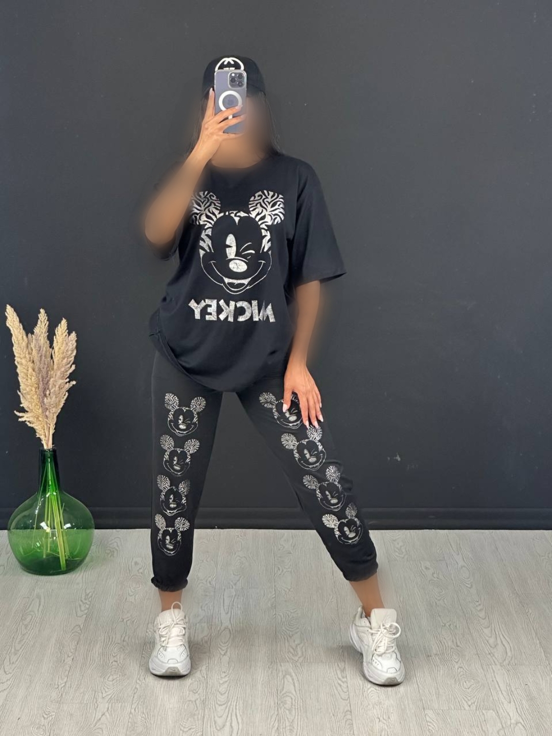 Point Blur_Jun142023_220255