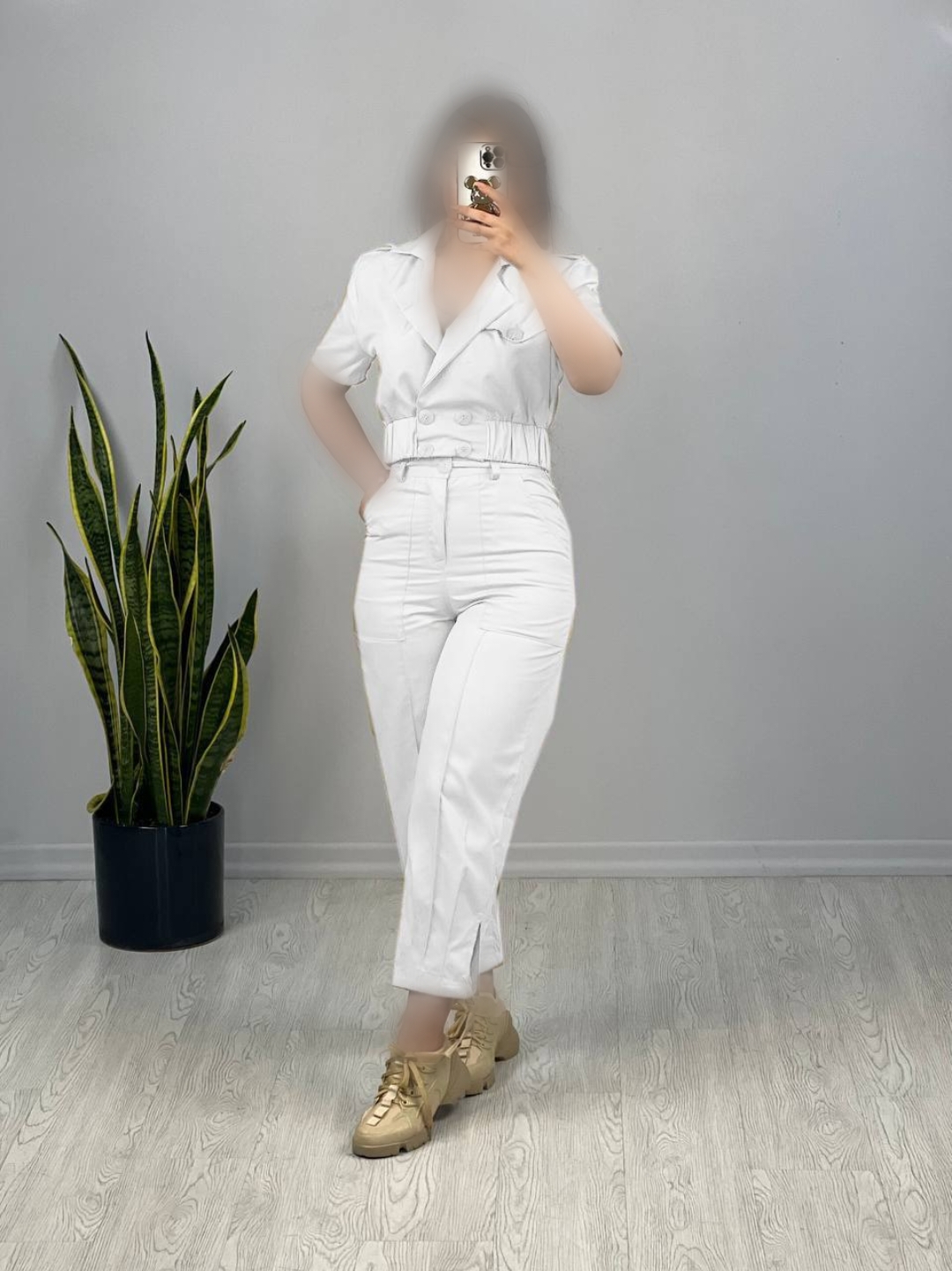 Point Blur_Sep012023_145758