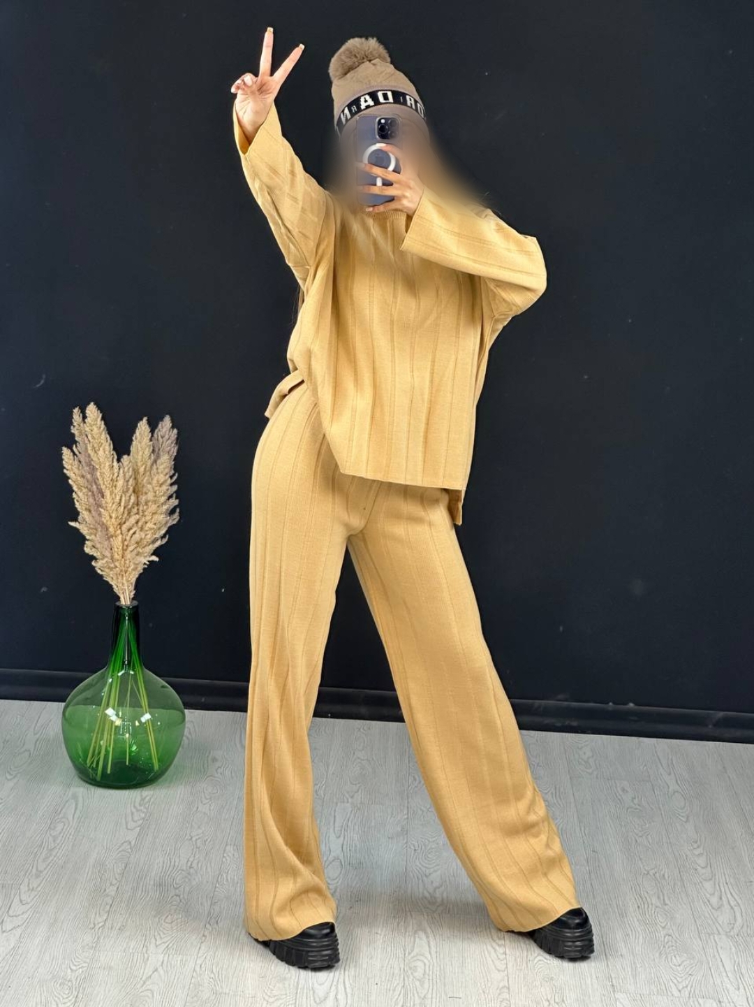 Point Blur_Nov042023_214830