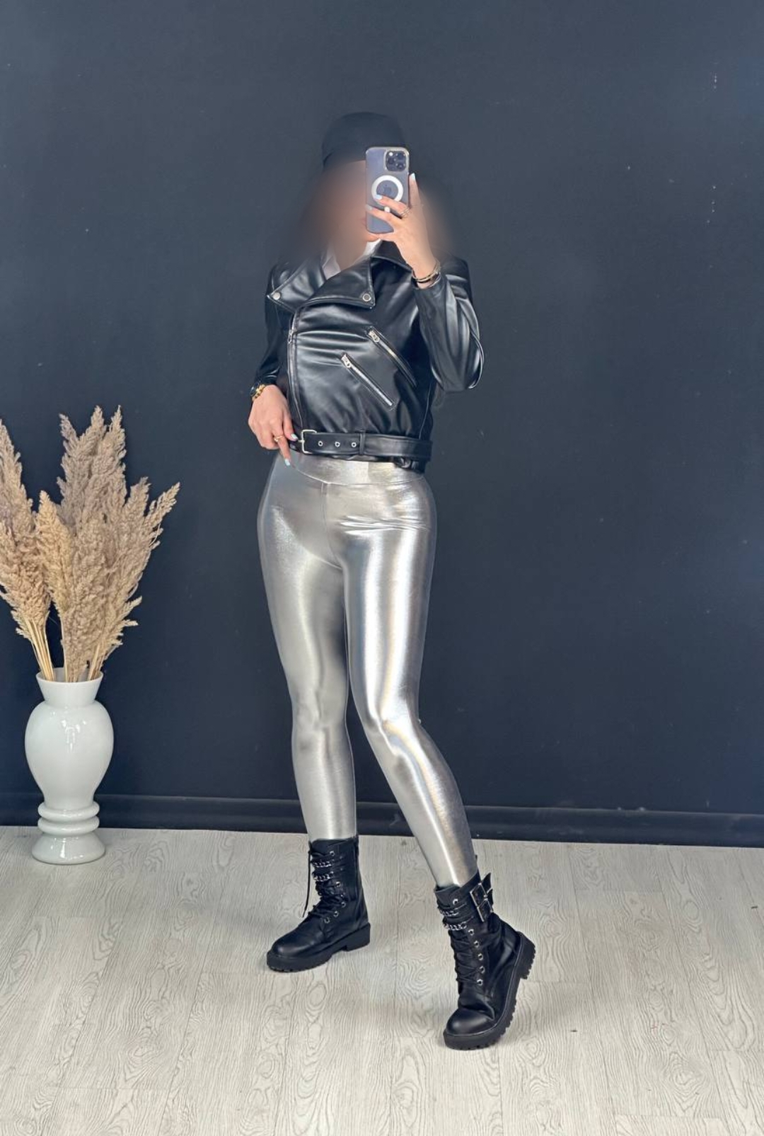 Point Blur_Dec122023_222202