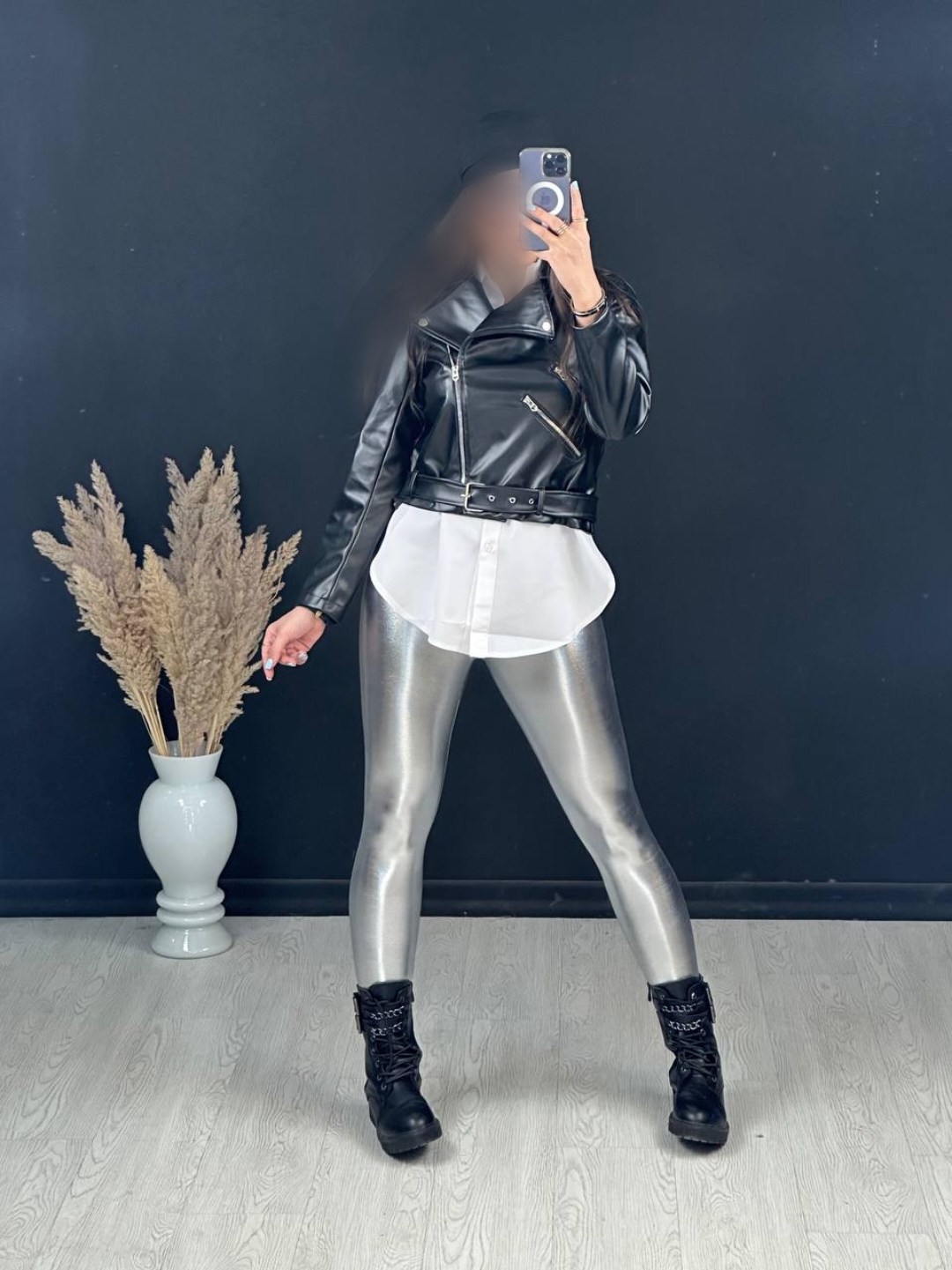 Point Blur_Dec122023_222248