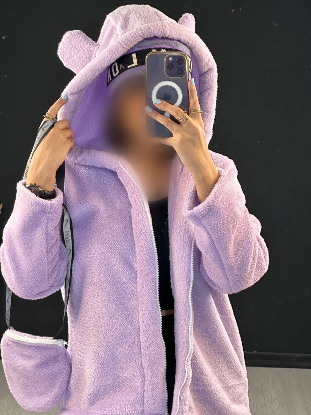 Point Blur_Dec152023_223508