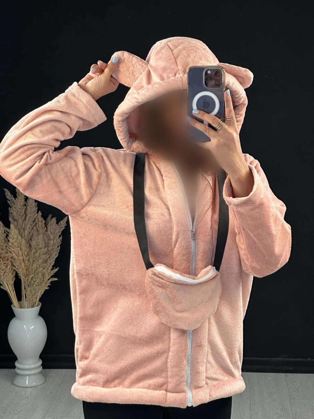 Point Blur_Dec152023_223601