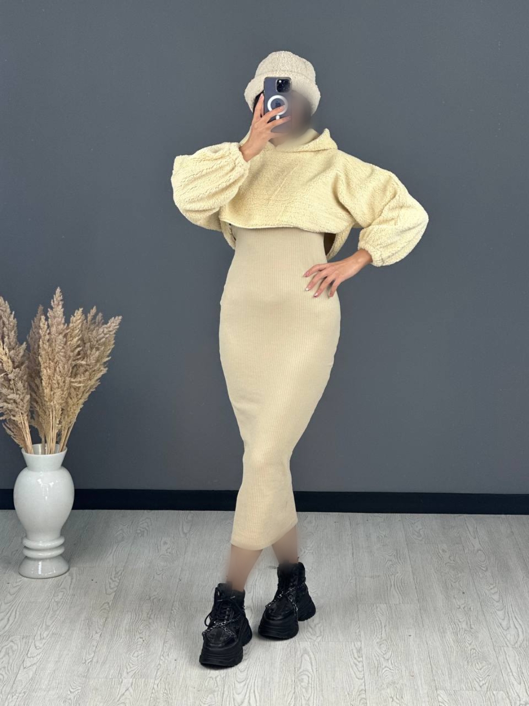 Point Blur_Dec292023_234109