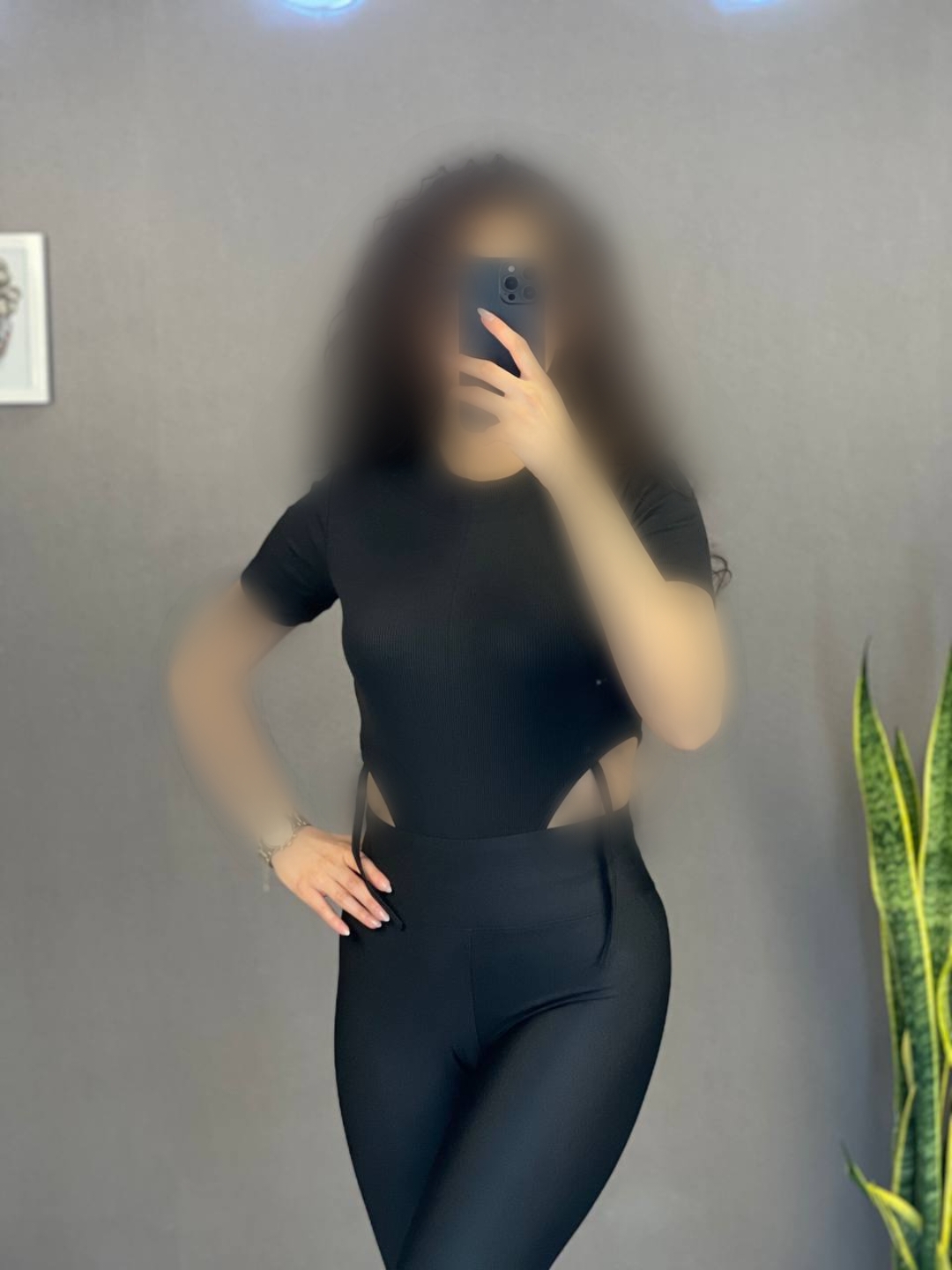 Point Blur_Dec312023_220141