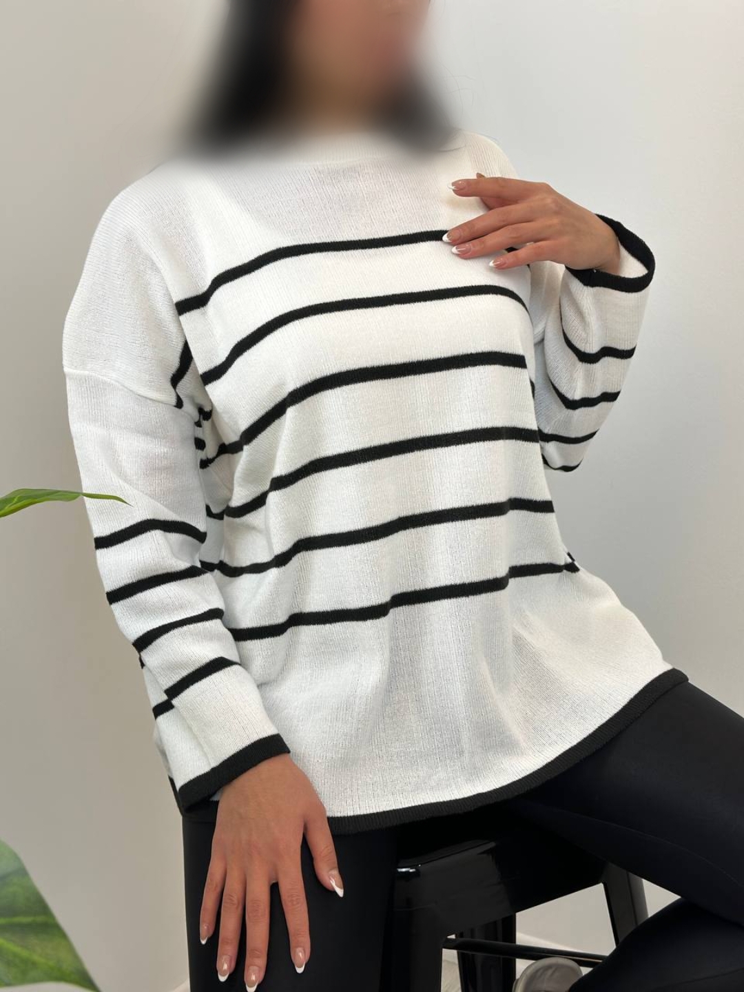 Point Blur_Jan102024_221448