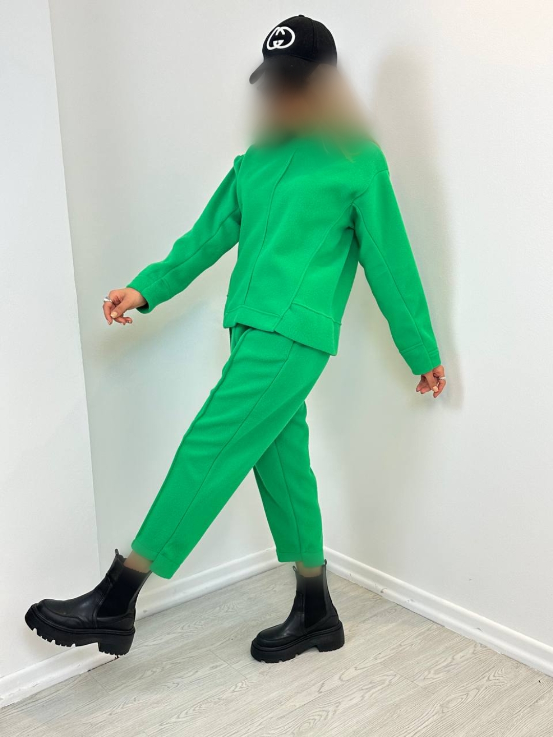 Point Blur_Jan142024_224027