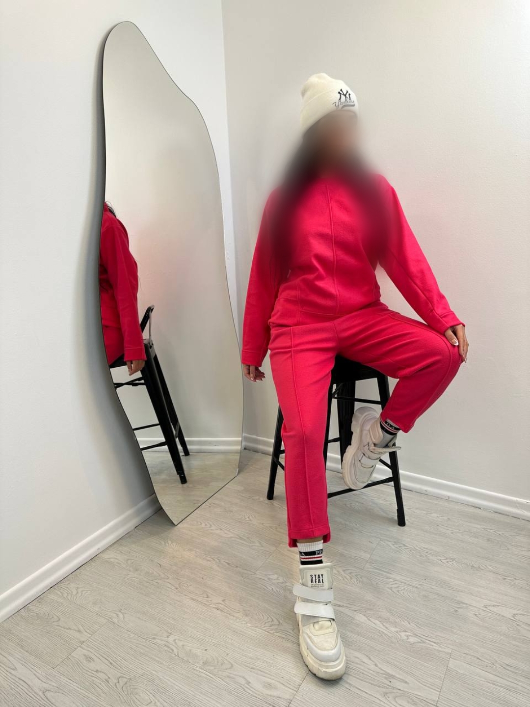 Point Blur_Jan142024_224056