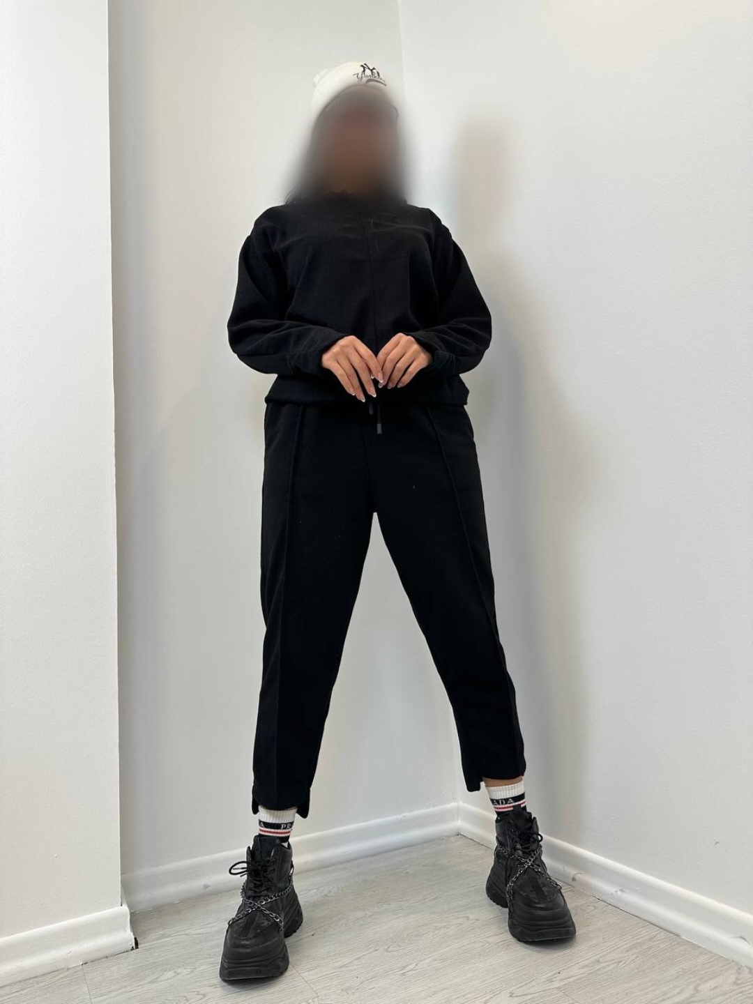 Point Blur_Jan142024_224225