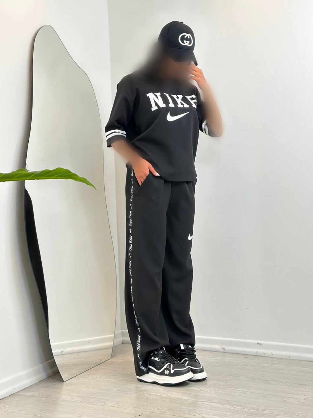 Point Blur_Mar132024_225628