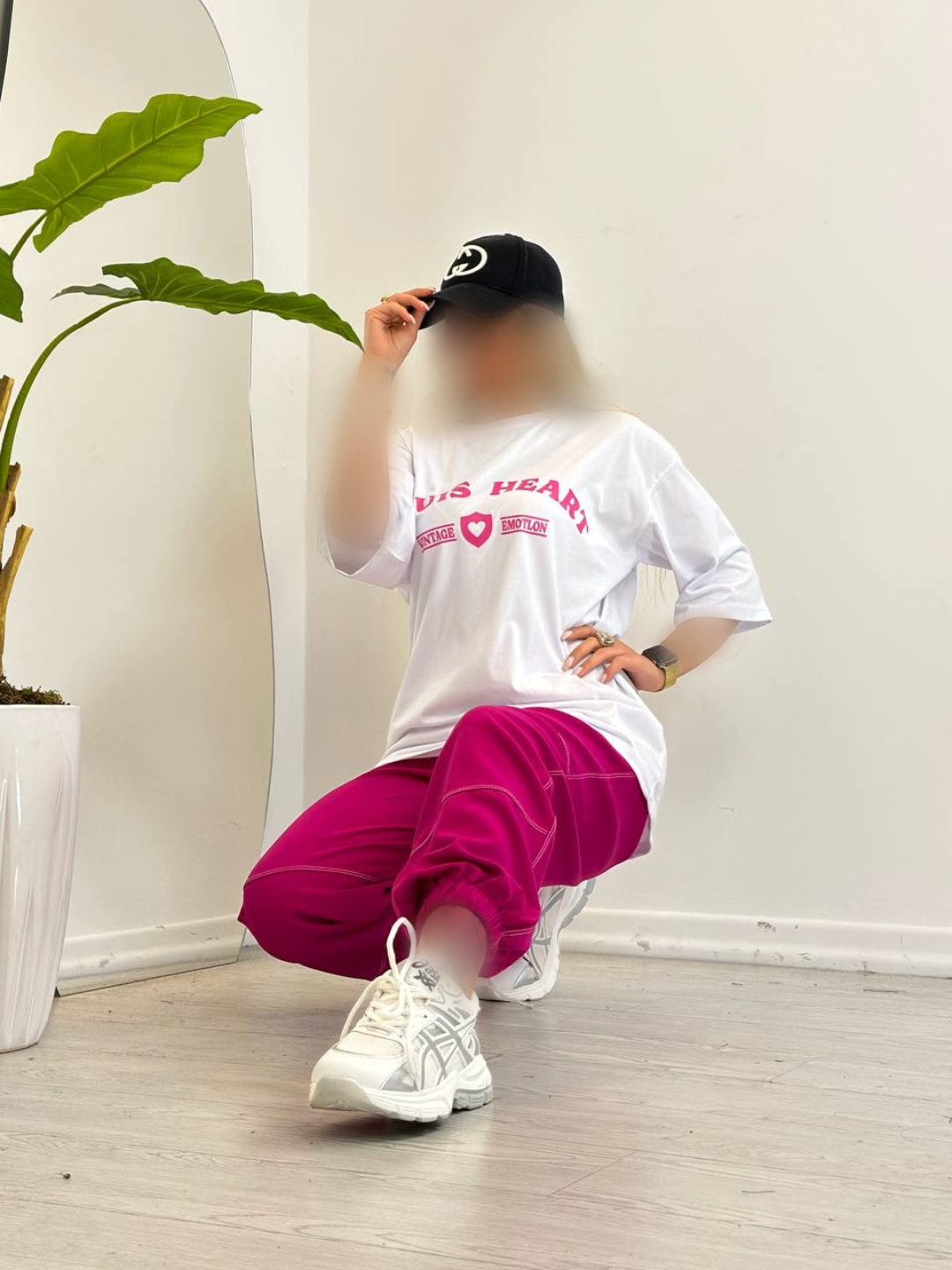 Point Blur_Mar142024_230953