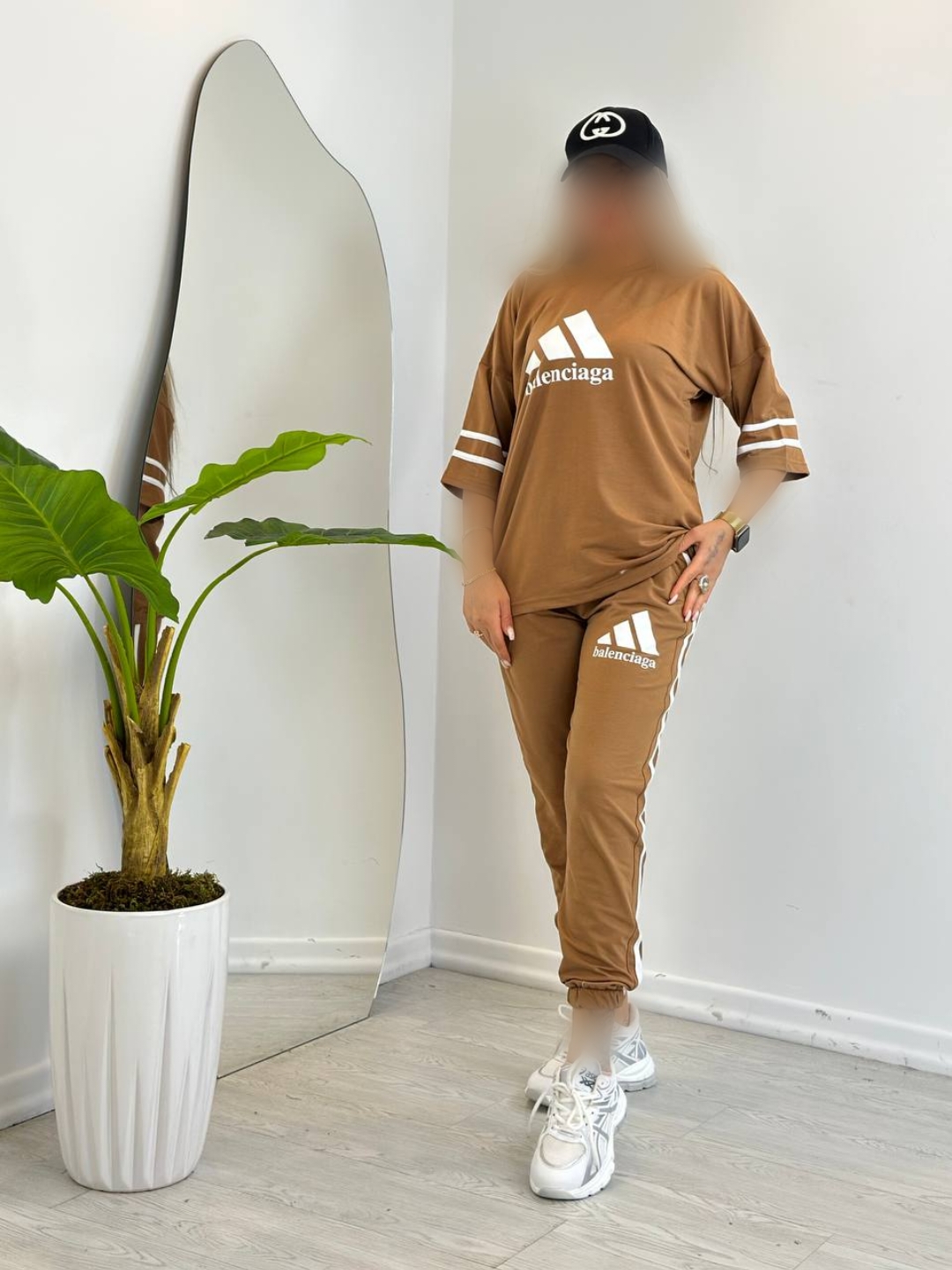 Point Blur_Mar182024_235036