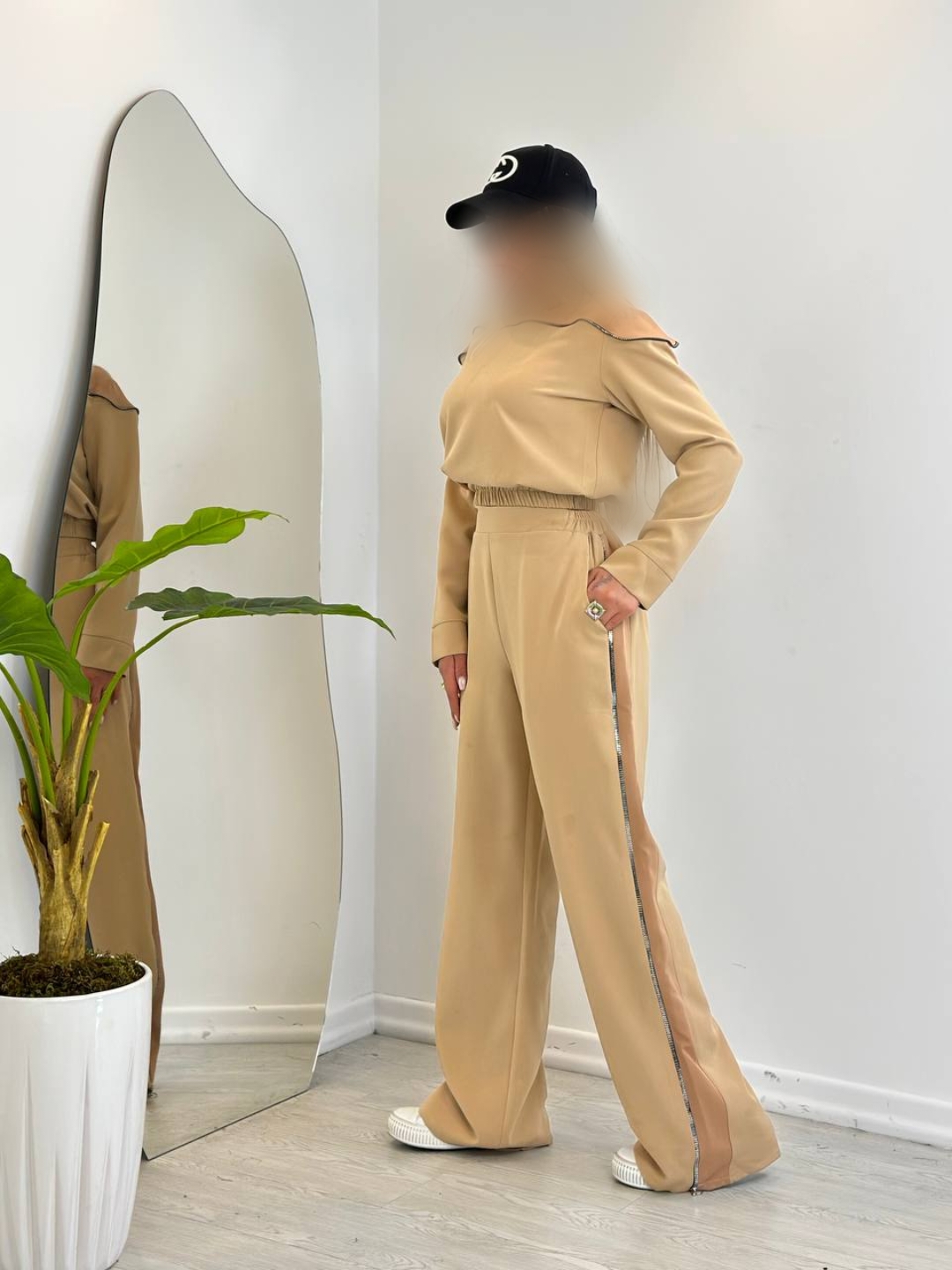 Point Blur_Mar262024_225054