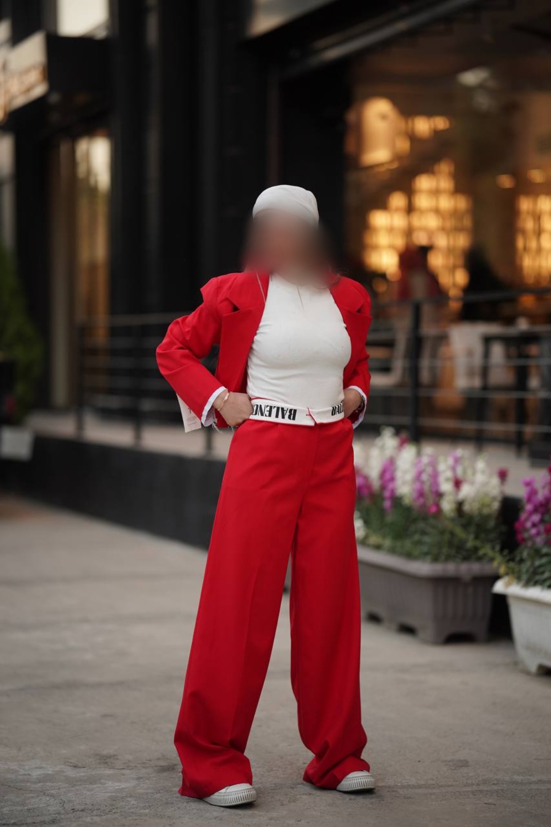 Point Blur_Apr202024_230834