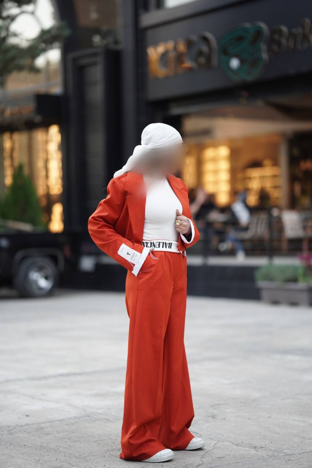 Point Blur_Apr202024_230921