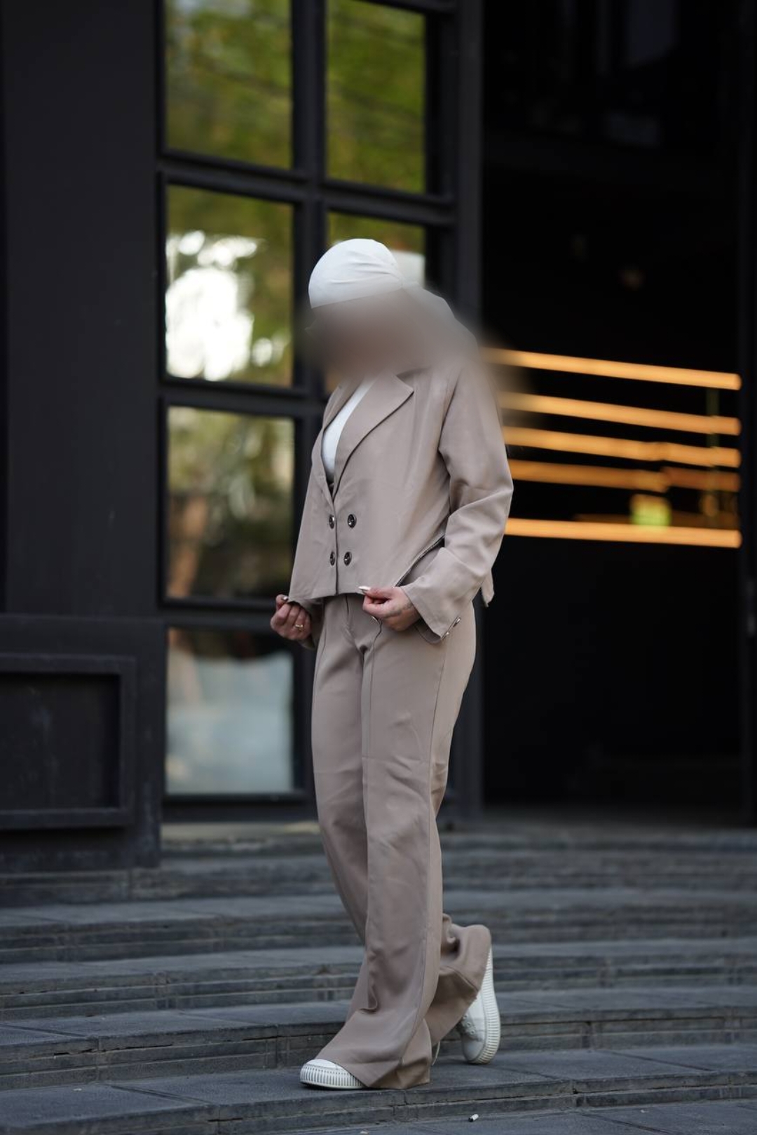 Point Blur_Apr222024_222404