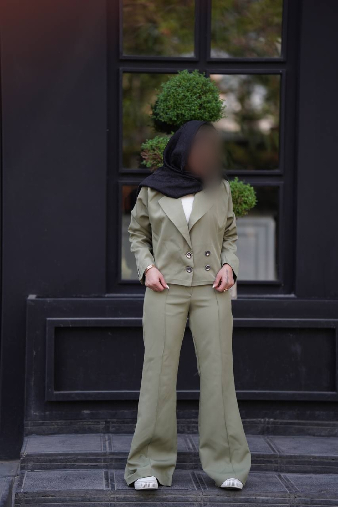 Point Blur_Apr222024_222447