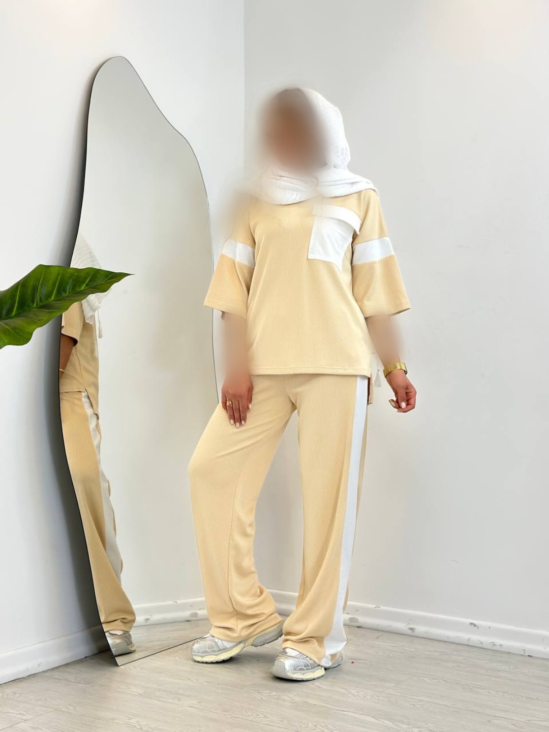 Point Blur_May212024_150744