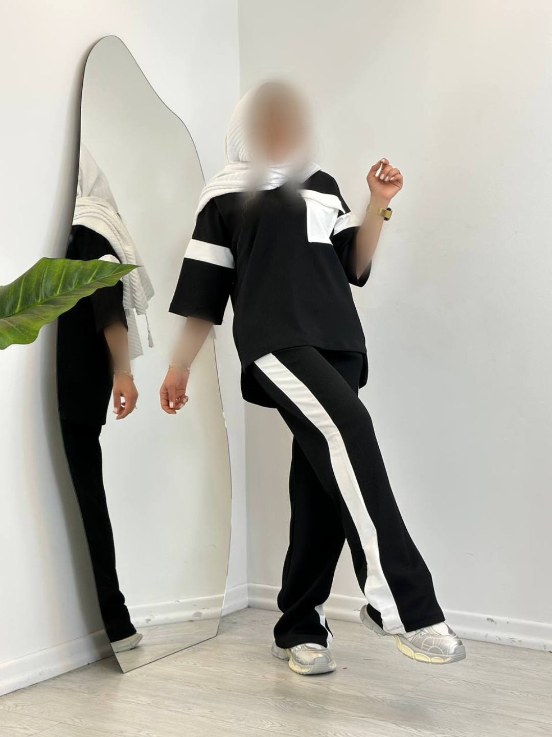 Point Blur_May212024_150817