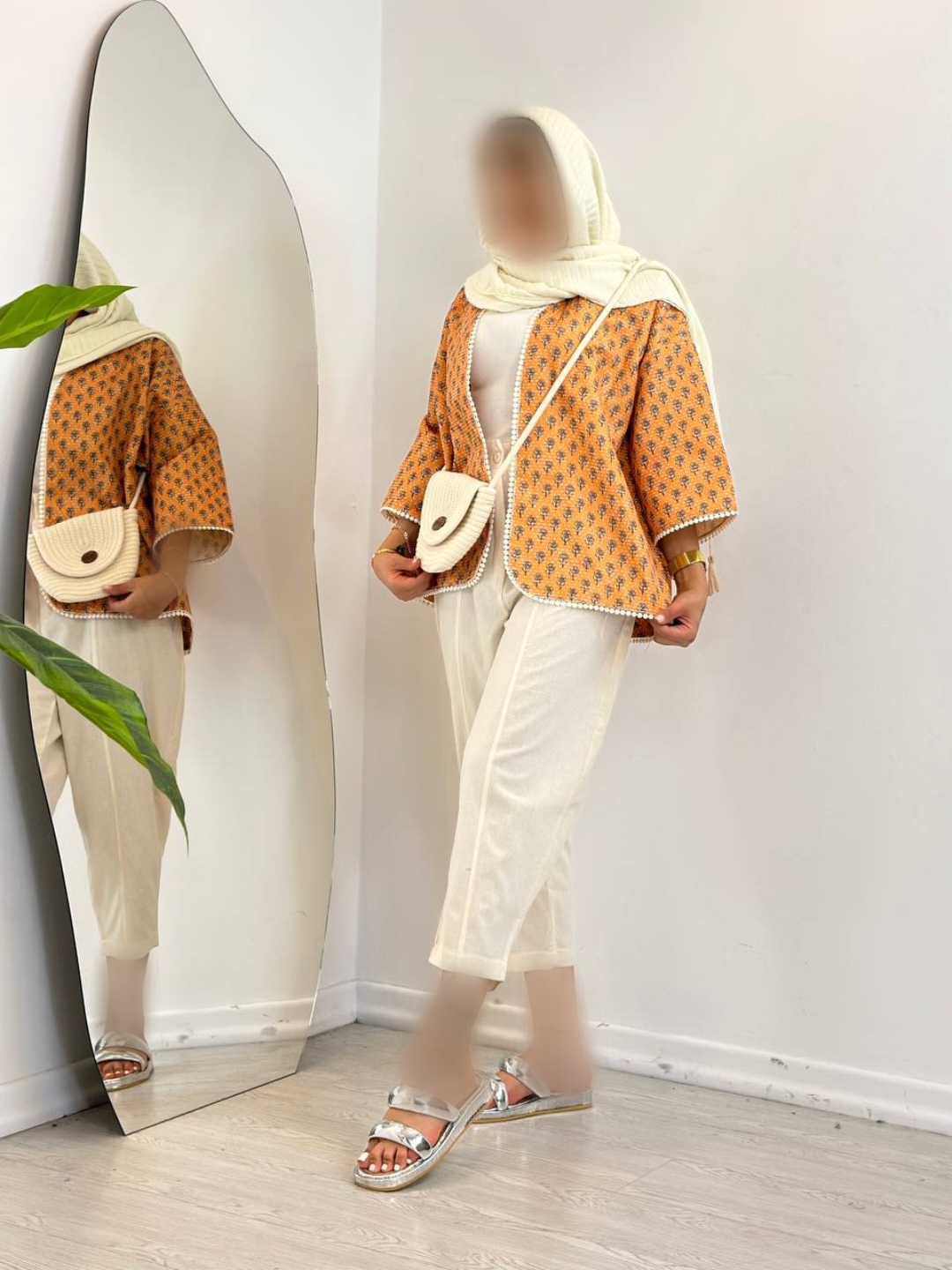 Point Blur_May262024_222733