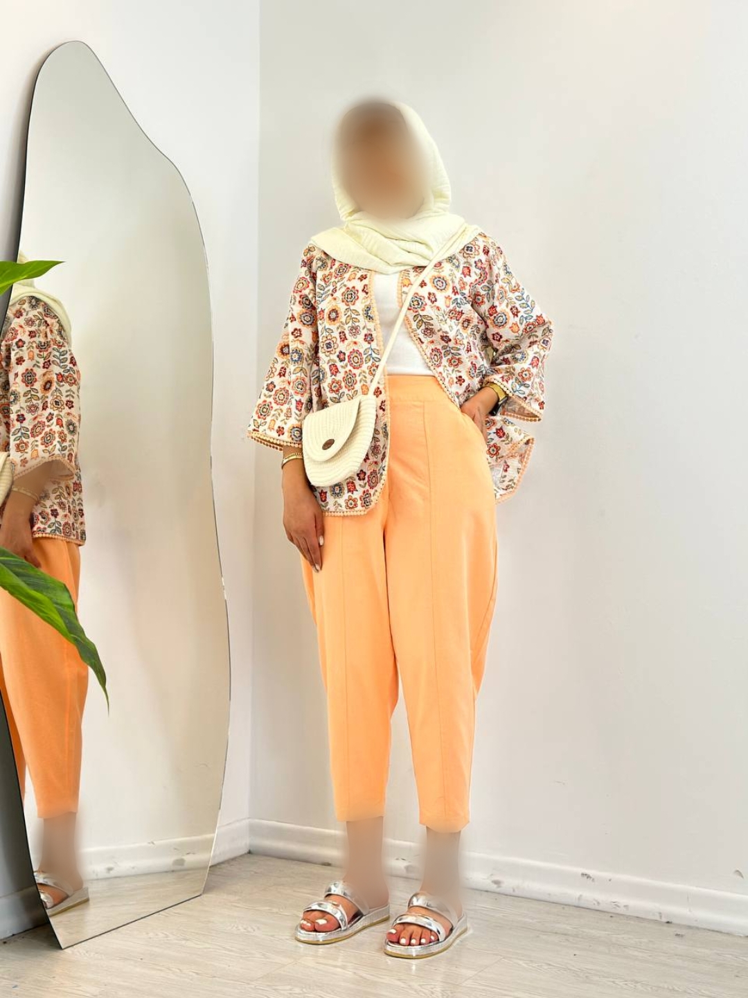 Point Blur_May262024_222955