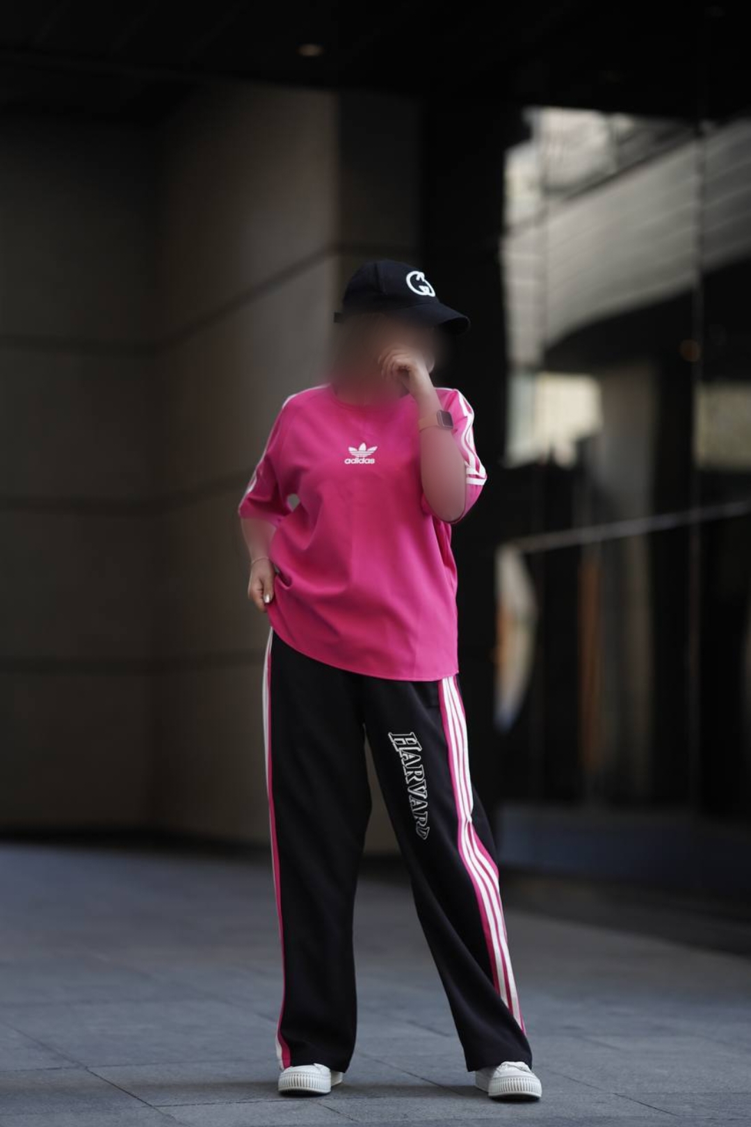 Point-Blur_Apr112024_215855