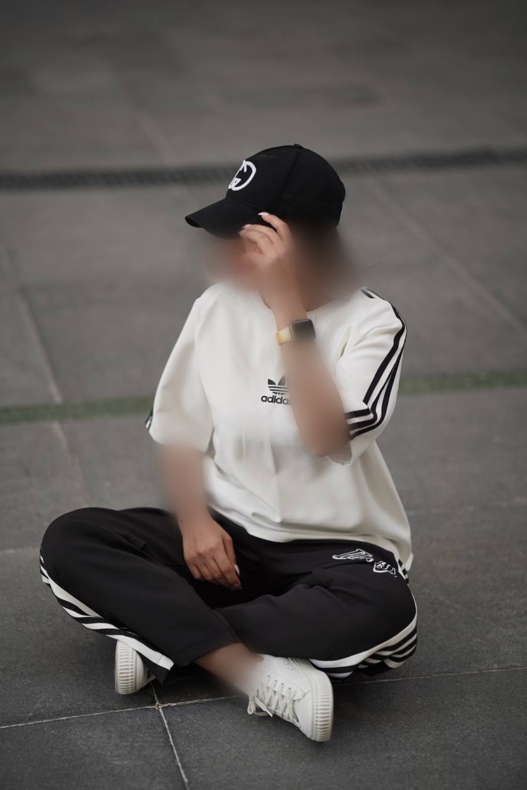 Point-Blur_Apr112024_215932