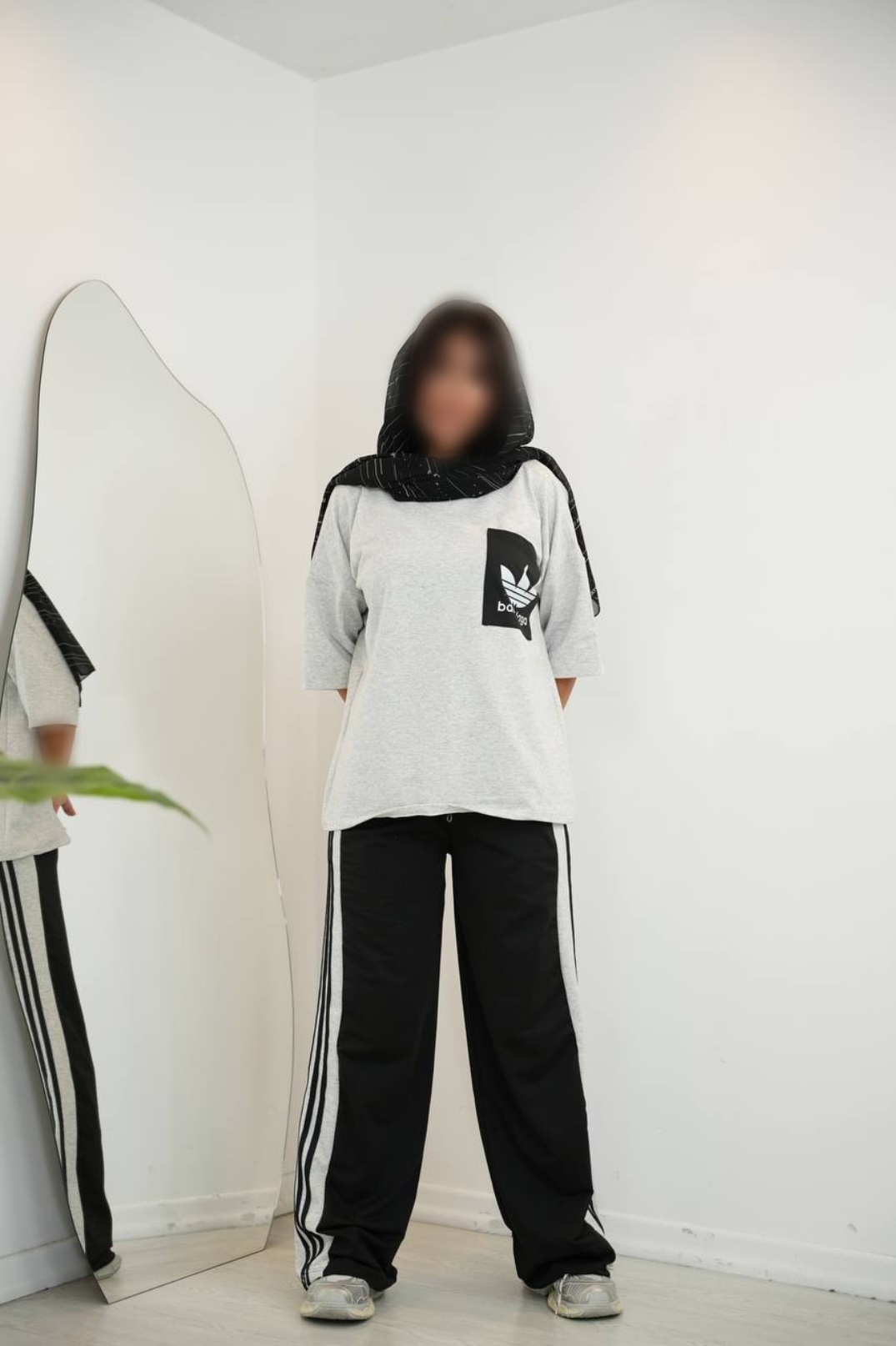 Point Blur_Aug242024_220439