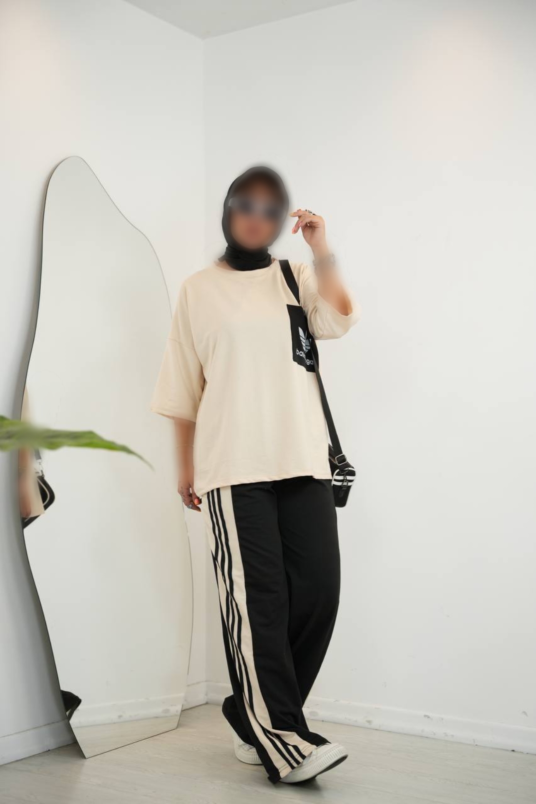 Point Blur_Aug242024_220539